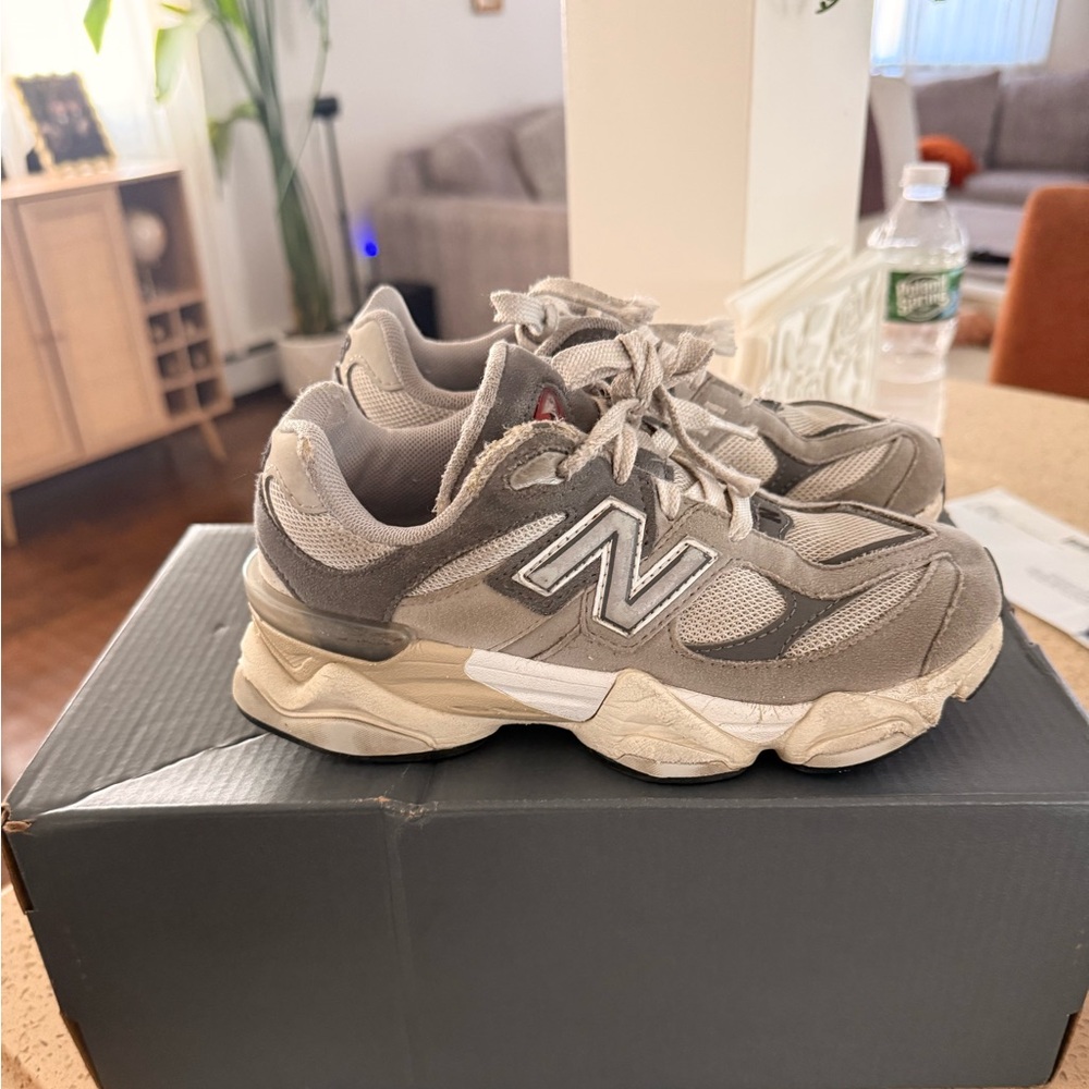New balance 9060
